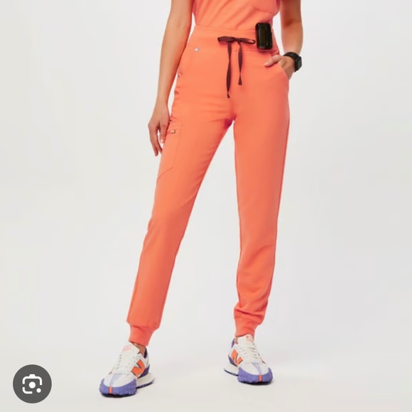 Figs Other - women's Papaya Zamora™ High Waisted - Jogger Scrub Pants - M / Papaya